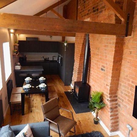伯明翰Vip 3Br Grade2 Luxurious Industrial House With Wood Fire, Electric Blinds And Big Cast Iron Windows In The Heart Of The Jq别墅 外观 照片