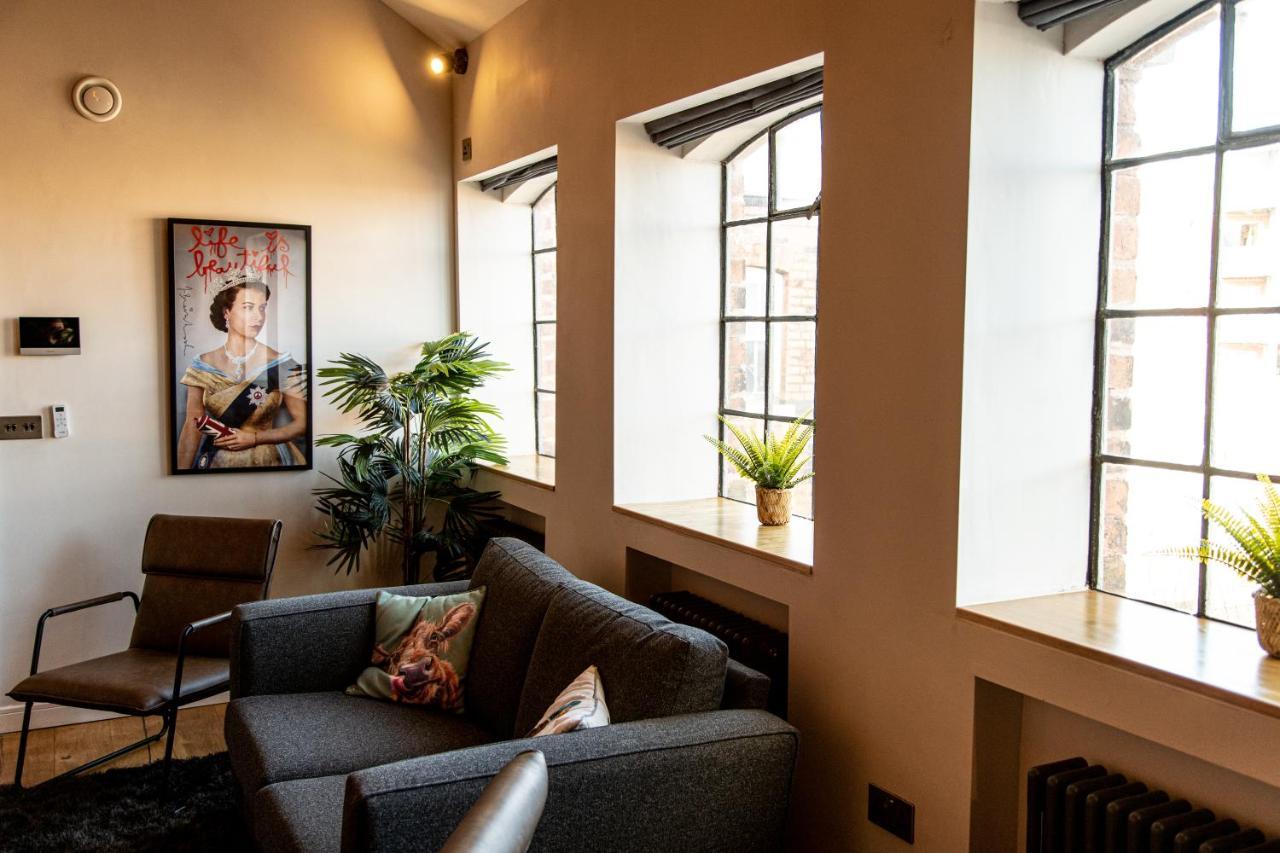 伯明翰Vip 3Br Grade2 Luxurious Industrial House With Wood Fire, Electric Blinds And Big Cast Iron Windows In The Heart Of The Jq别墅 外观 照片